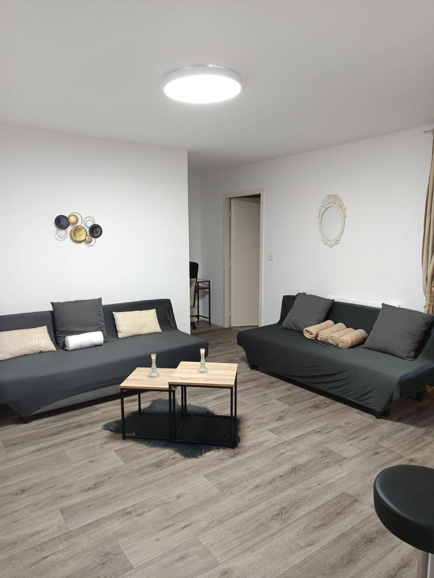 Appartement Douillet-Kanamappart-Euroairport à Saint-Louis  Extérieur photo