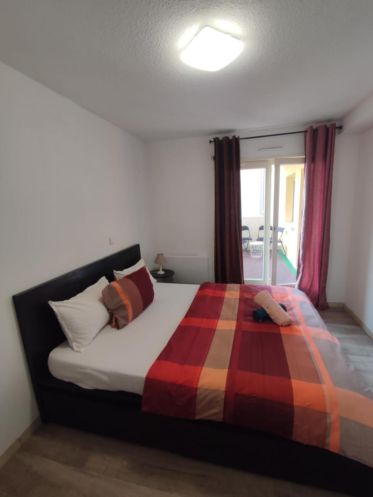 Appartement Douillet-Kanamappart-Euroairport à Saint-Louis  Extérieur photo