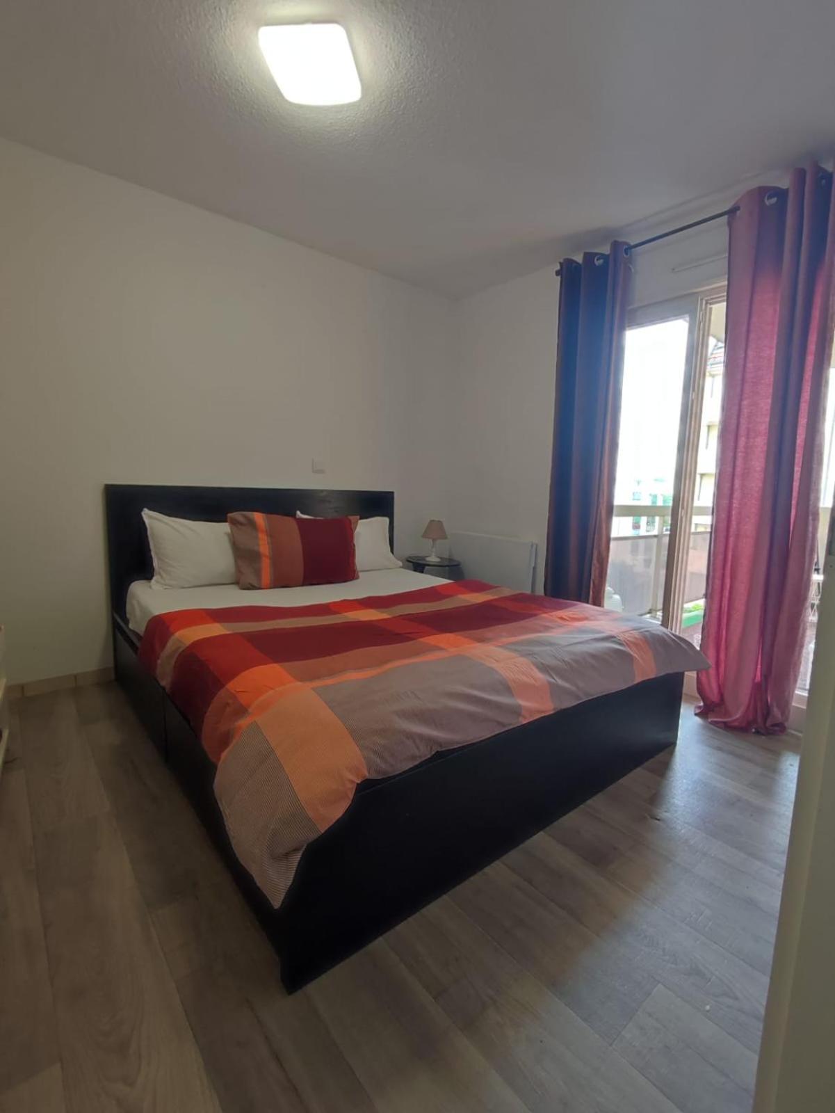 Appartement Douillet-Kanamappart-Euroairport à Saint-Louis  Extérieur photo