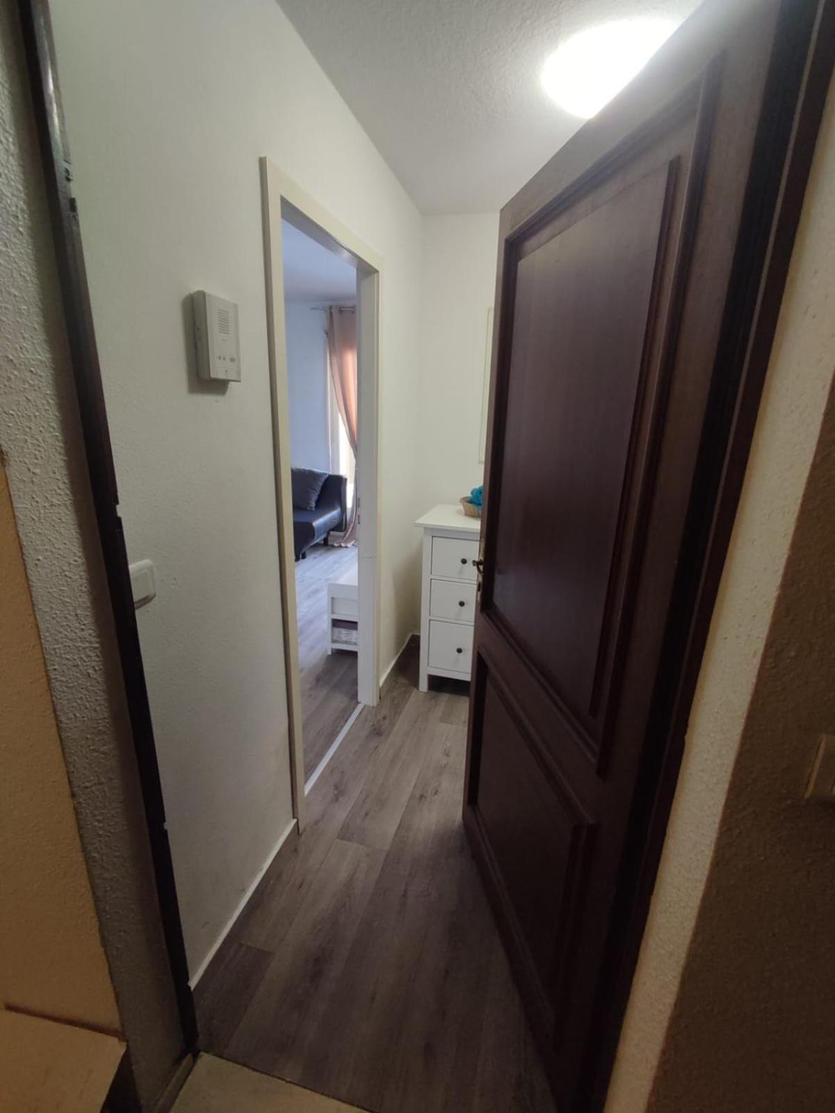 Appartement Douillet-Kanamappart-Euroairport à Saint-Louis  Extérieur photo