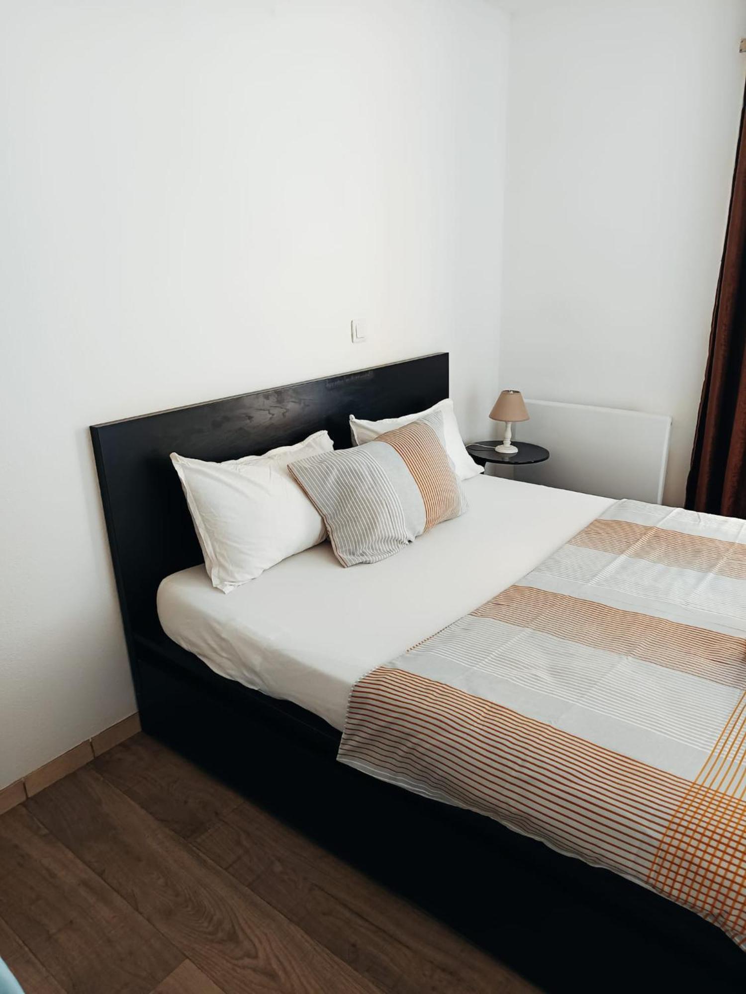 Appartement Douillet-Kanamappart-Euroairport à Saint-Louis  Extérieur photo