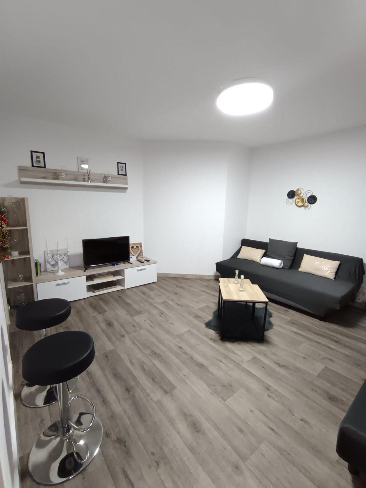 Appartement Douillet-Kanamappart-Euroairport à Saint-Louis  Extérieur photo