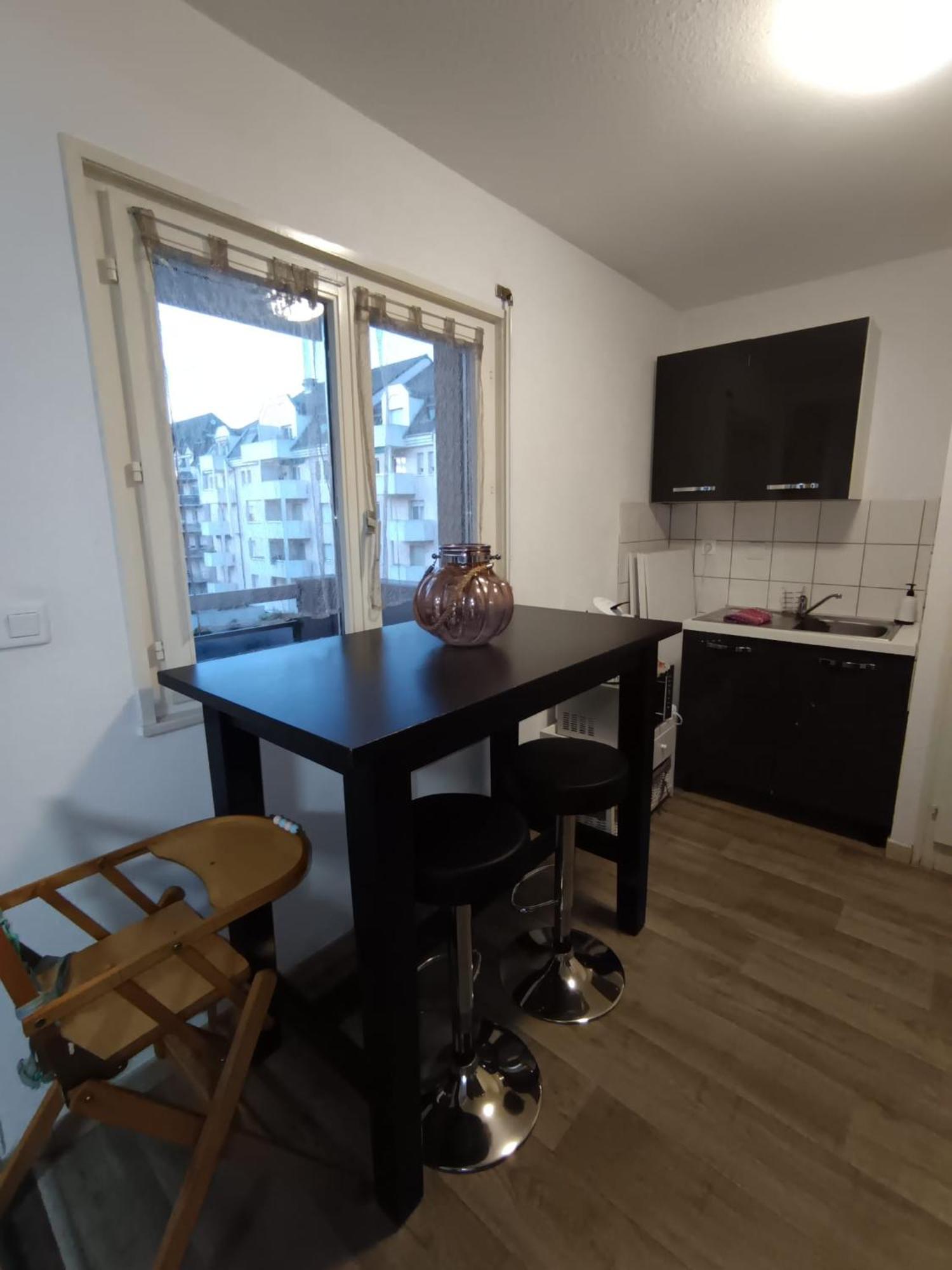 Appartement Douillet-Kanamappart-Euroairport à Saint-Louis  Extérieur photo